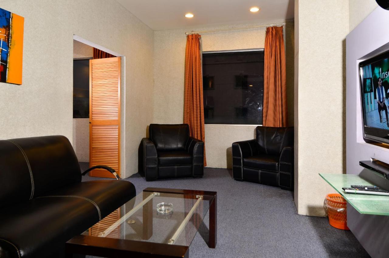 Hotel Peninsula Mangga Besar Yakarta Exterior foto
