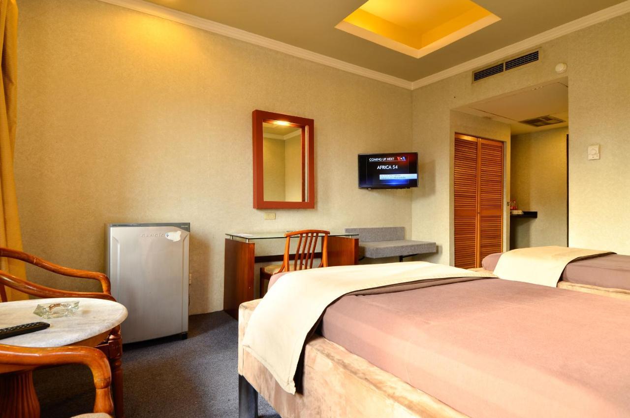 Hotel Peninsula Mangga Besar Yakarta Exterior foto